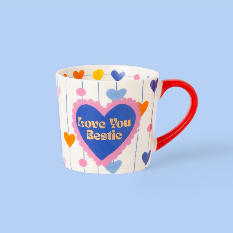 Heart Strings Love You Bestie Tasse aus dem LOVE Shop